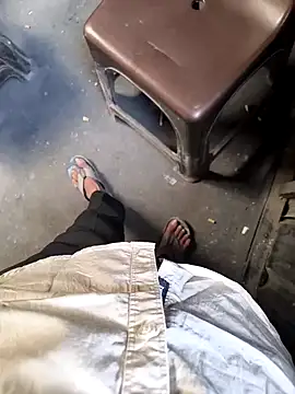  younger couples  online show from 04/16/26, 07:31