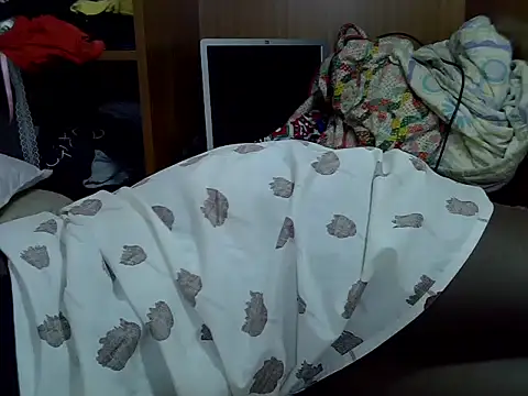 Sexyveretia online show from 04/19/26, 07:51