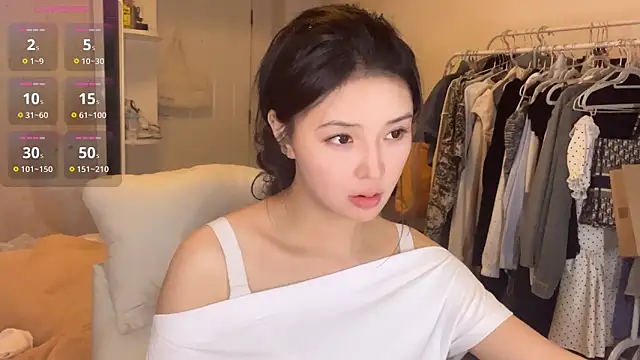 Snapshot of secret-anan chatting on 06/15/26, 08:55 secret-anan online show from 06/15/26, 08:55