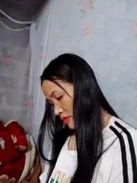  Lyly pussy  online show from 04/16/26, 02:07