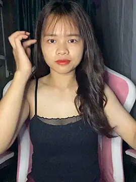 mayha11 online show from 04/18/26, 01:37