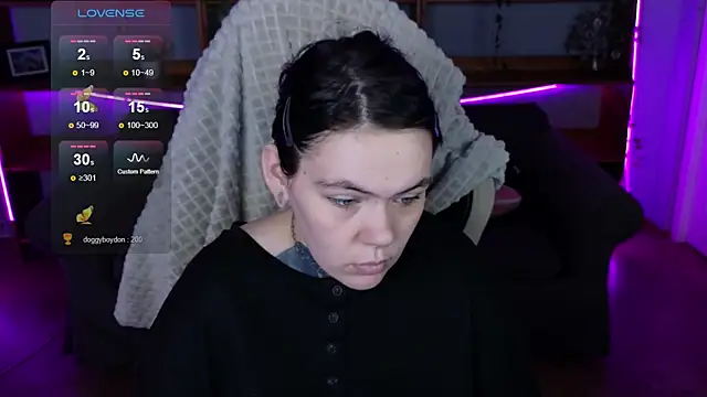 QwertyAnnie Lbo online show from 04/09/26, 11:15