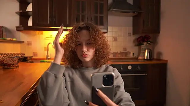 AgathaCarra online show from 04/18/26, 01:48