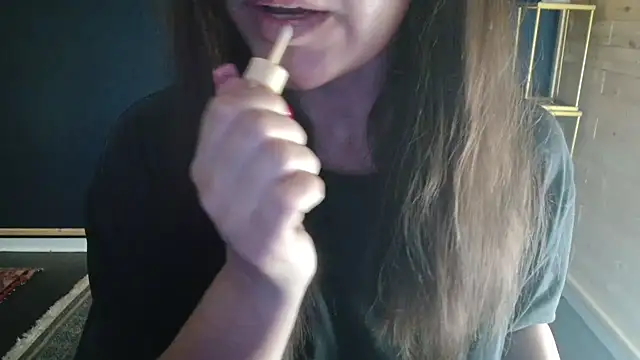 Snapshot of NicoleLove_ chatting on 06/03/26, 05:32 NicoleLove online show from 06/03/26, 05:32