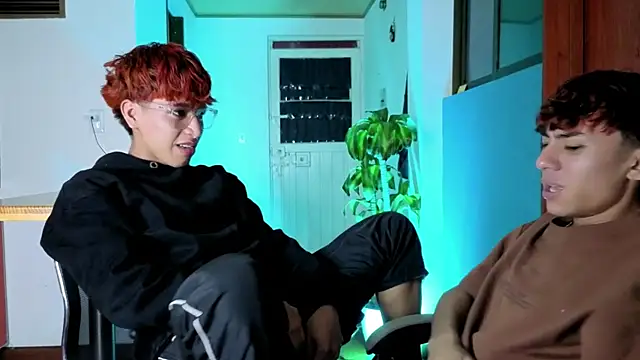 Ryan y tony online show from 04/15/26, 01:56