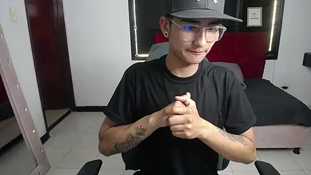 Tony 1  online show from 04/23/26, 01:24