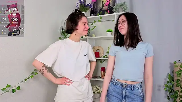 AllisonKierce online show from 04/18/26, 03:21