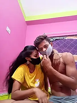 Hot-Couple4 online show from 04/17/26, 04:54