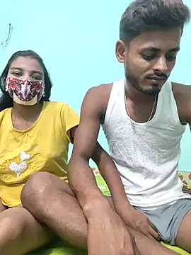 Hot-Couple4 online show from 05/04/26, 04:47