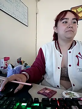 AliceScoot  online show from 04/28/26, 05:18