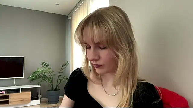 Snapshot of PlasaRima chatting on 06/16/26, 11:40 PlasaRima online show from 06/16/26, 11:40