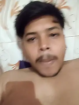 kdboy04 online show from 04/14/26, 07:14