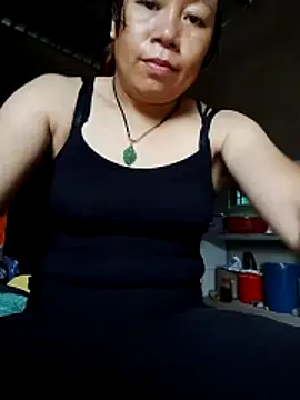 Snapshot of _Jini_ chatting on 05/18/26, 03:24 Jini online show from 05/18/26, 03:24
