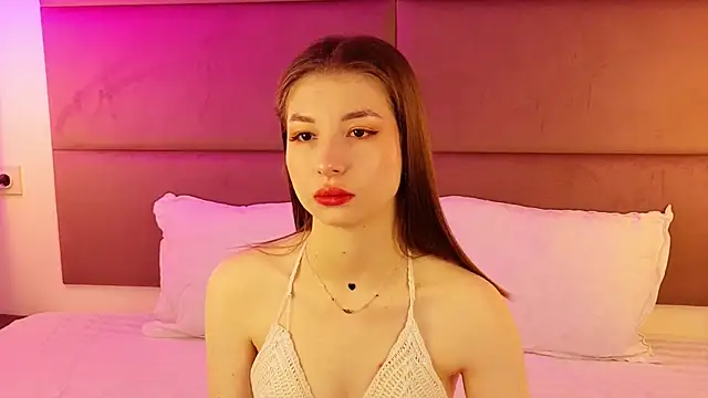 SoftBlushBaby online show from 04/21/26, 06:41