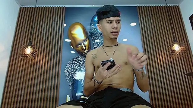 Skinny cute Alyer online show from 04/21/26, 02:15