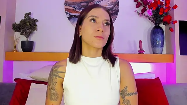 YamelBloom online show from 04/14/26, 10:21