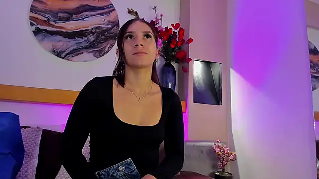 YamelBloom online show from 04/21/26, 10:43