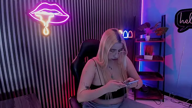 Aliss Taylor1 online show from 04/11/26, 01:15