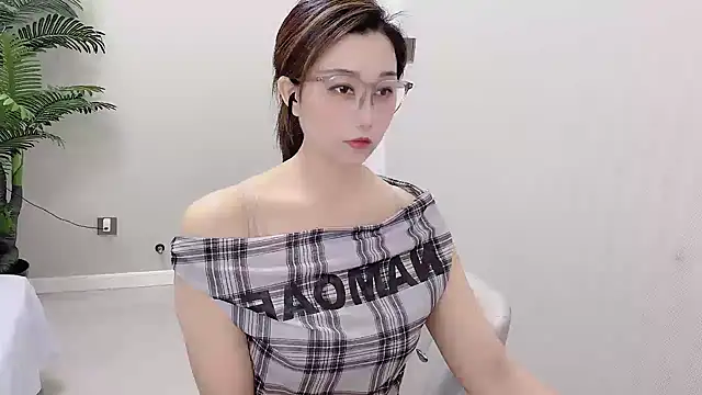 Yunxi- online show from 06/15/26, 02:08