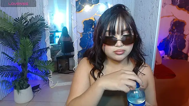 foxy1 tay online show from 04/20/26, 07:26