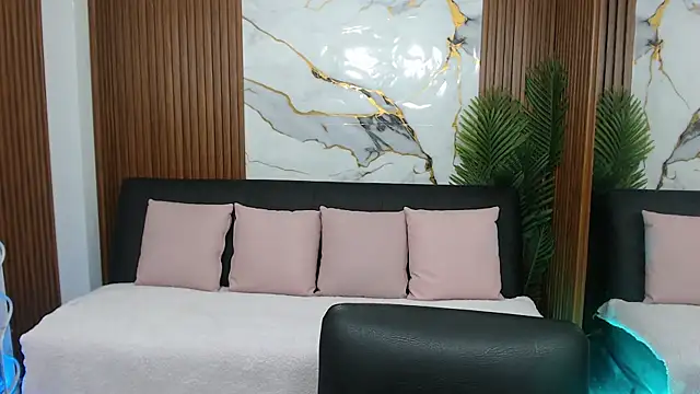 alonddra tay online show from 04/17/26, 11:46