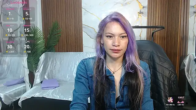 Snapshot of alonddra_tay chatting on 07/04/26, 11:38 alonddra tay online show from 07/04/26, 11:38