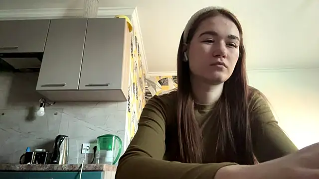 ValiriaX online show from 04/17/26, 01:47