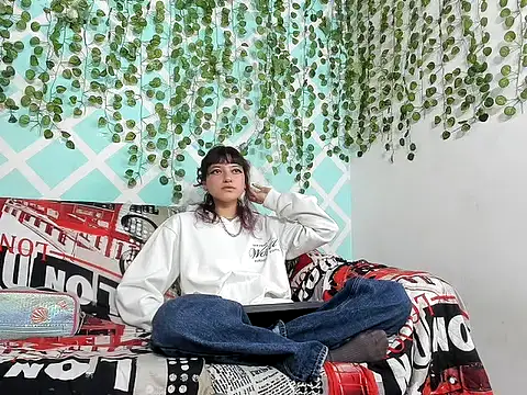 Selene 333 hot online show from 04/16/26, 07:03