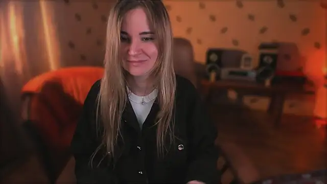 MiaSparkes online show from 04/19/26, 10:58