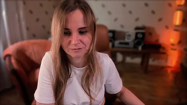 MiaSparkes online show from 04/24/26, 12:18