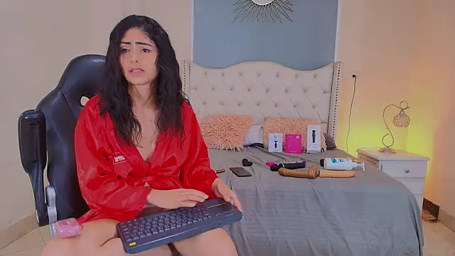 elizabeth santos1 online show from 06/11/26, 02:53
