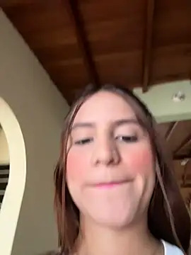 ViankaRose online show from 04/19/26, 12:37