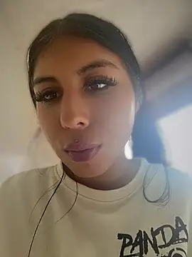 ariella 11 online show from 04/23/26, 08:11