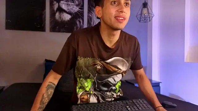 Zack isback online show from 04/21/26, 07:39