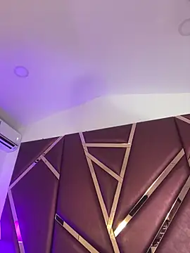 ZoeHarpers online show from 04/20/26, 11:35