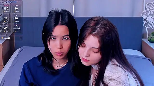 ReynaGrinvalsky online show from 04/21/26, 08:31