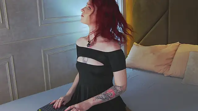 LexiRudd online show from 04/13/26, 06:24