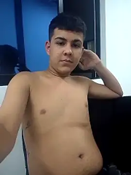 Jacobb hott96 online show from 04/20/26, 05:32