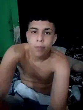 Snapshot of Jacobb_hott96 chatting on 05/13/26, 01:03 Jacobb hott96 online show from 05/13/26, 01:03