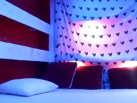 BellaNoirXXX online show from 04/19/26, 10:03