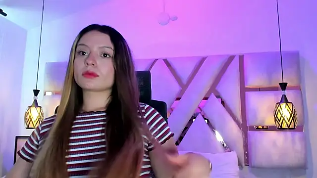 giigii hadidd online show from 04/22/26, 07:48