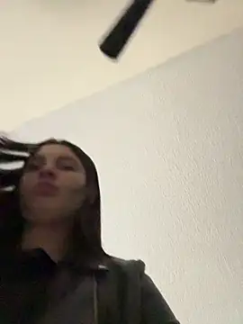 Lucyfer-fire online show from 04/17/26, 11:24