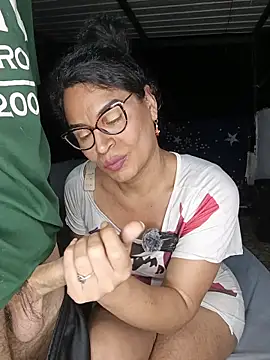 zamara and erik online show from 04/15/26, 01:45