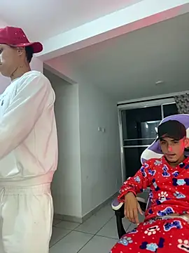 sintabusexo01 online show from 04/13/26, 04:51