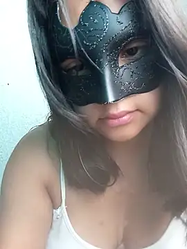 MorriganRosee online show from 05/19/26, 04:13