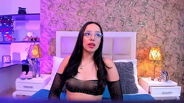 ValkyriaSteel online show from 04/13/26, 07:19