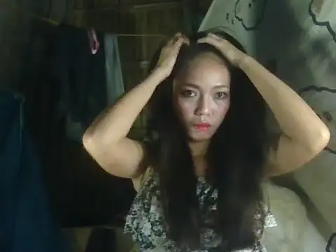 Snapshot of Vixen_Siren chatting on 04/11/26, 02:32 Vixen Siren online show from 04/11/26, 02:32