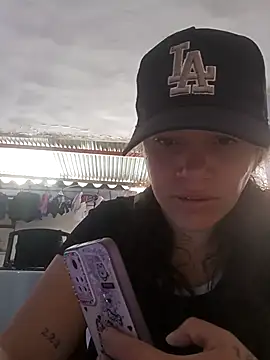 angelplu online show from 04/22/26, 03:35