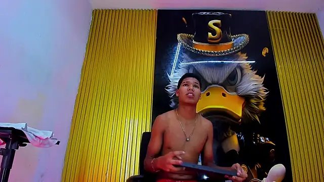 Gang Members xxx  online show from 04/20/26, 03:09