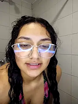 skarlettmoon online show from 04/21/26, 05:47